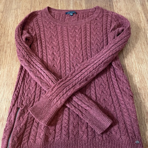 Women’s American Eagle knit sweater red small with zip details on side - Picture 1 of 7